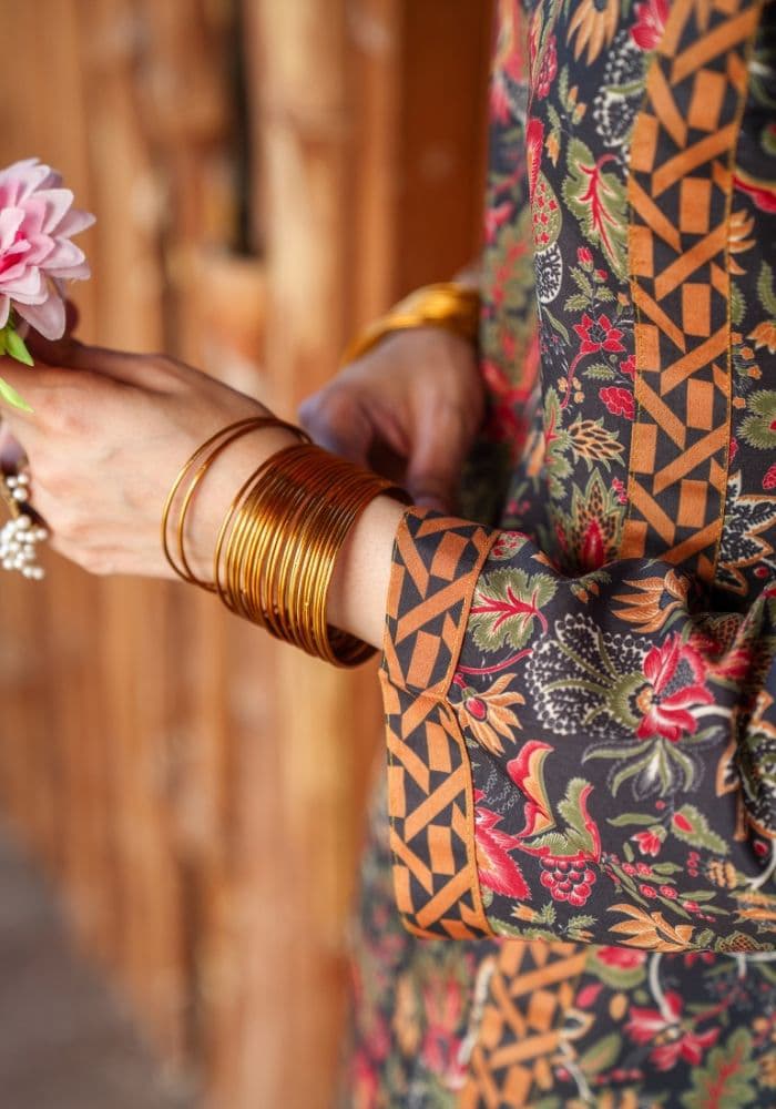 Zehra-e-Zameen – Turkish Lawn 3-Piece Suit (NLC-105-PK)